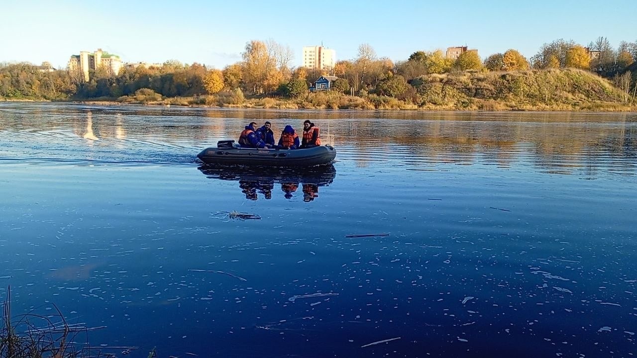 Водолазная Служба ВОСВОД Оказывает Содействие В Поисках Пропавшего Человека В Кингисеппском…